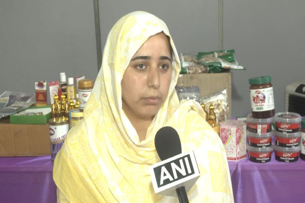 Kashmiri woman's 'Safalta' transforms local resources into a thriving business
