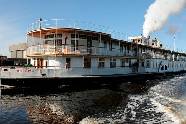 Why do Russians still use a 108-year-old steamboat
