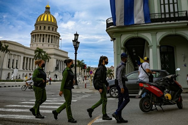 Cuban Journalists Say Facebook Curbs Ability to Work