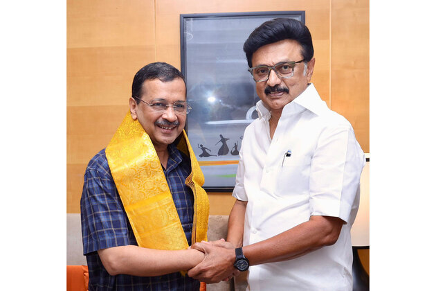 Arvind Kejriwal meets MK Stalin, praises Tamil Nadu's governance model