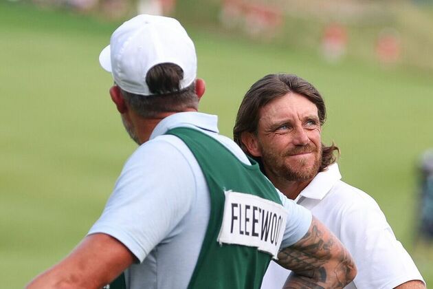 Tommy Fleetwood&#39;s moment with wife 23 years senior after 2.7m loss - Golf