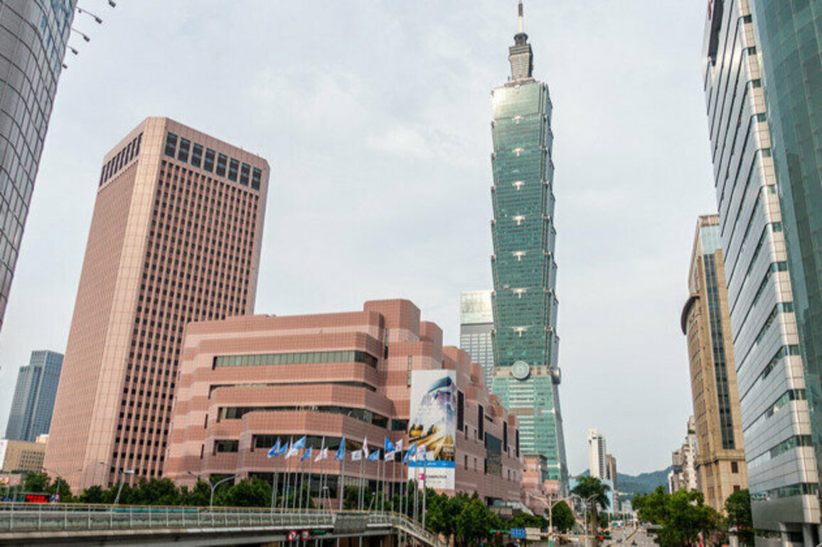 Lai's talks on disunity ring hollow and dangerous