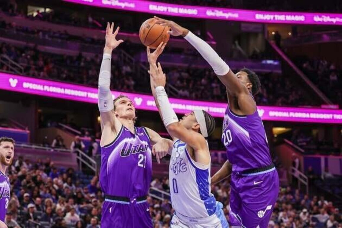 Magic rebound from 17-point hole, take down Jazz