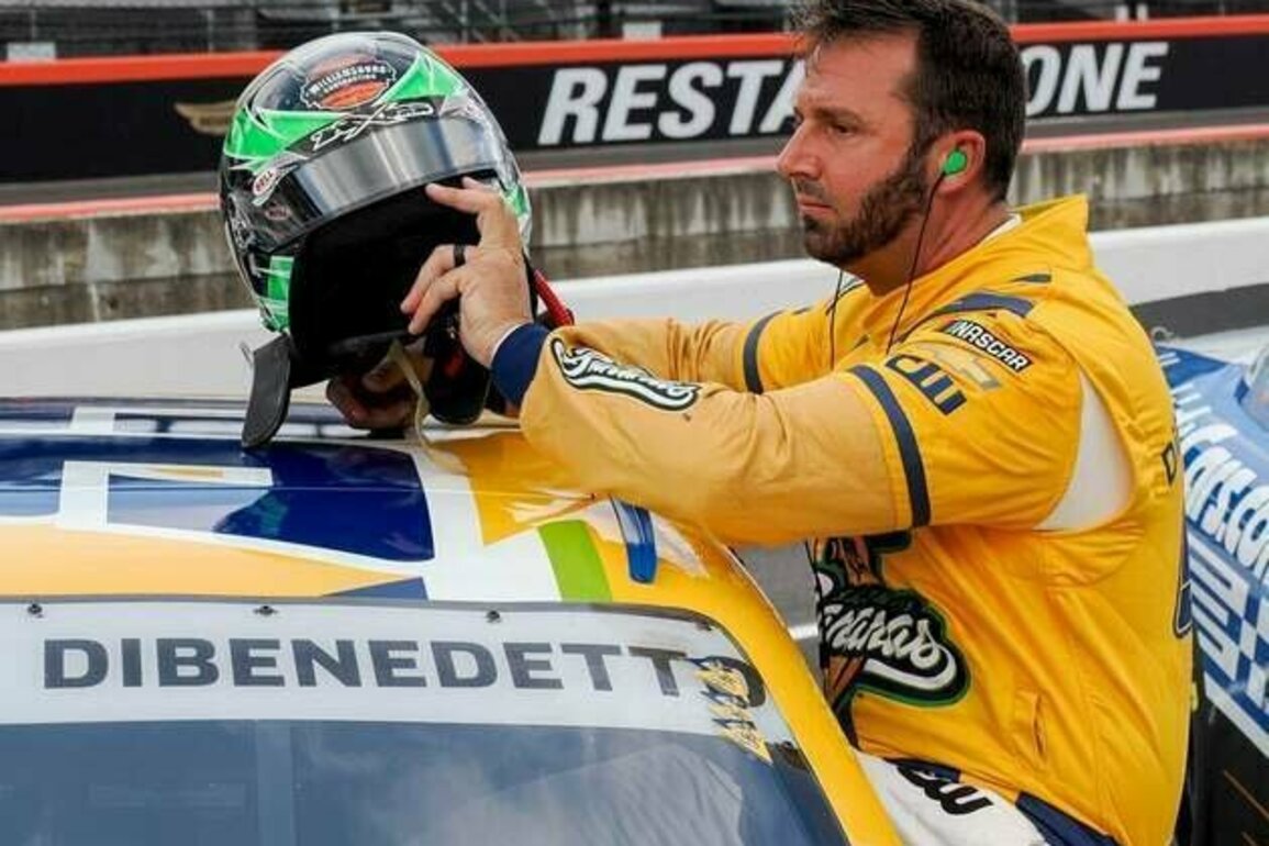 Viking Motorsports replaces Matt DiBenedetto for rest of season