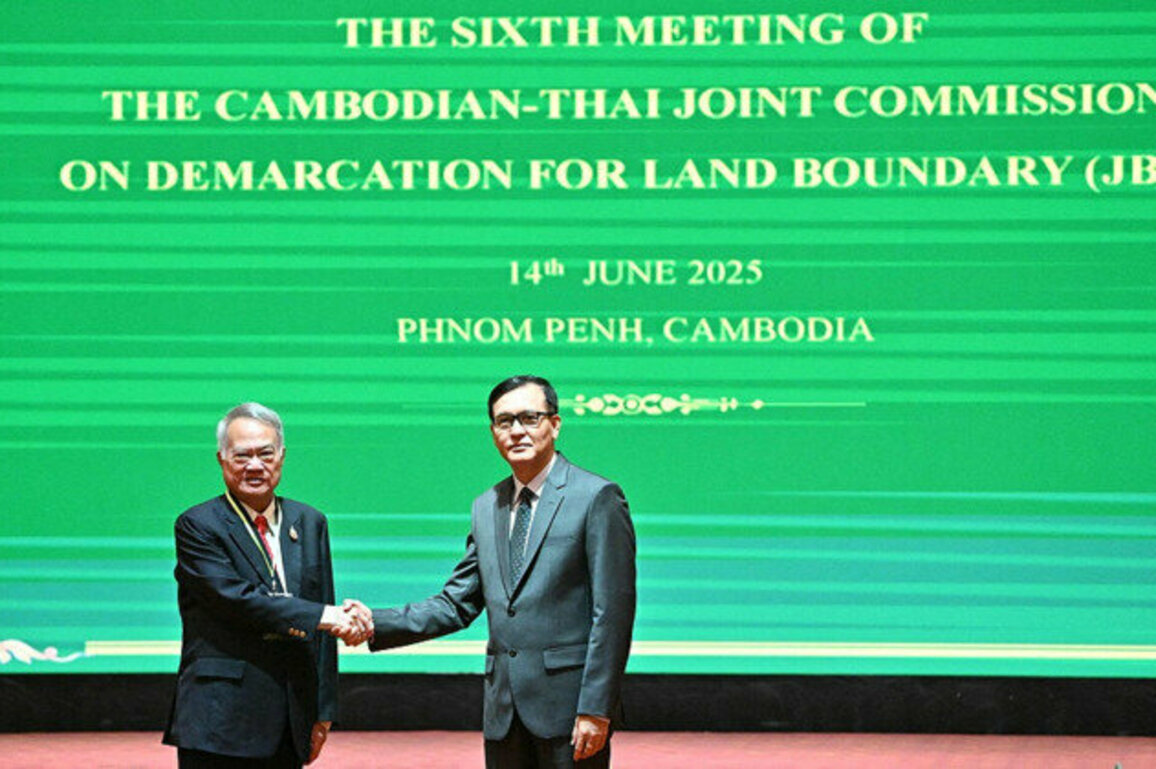 Cambodia, Thailand conclude 'open, positive' talks over border issues