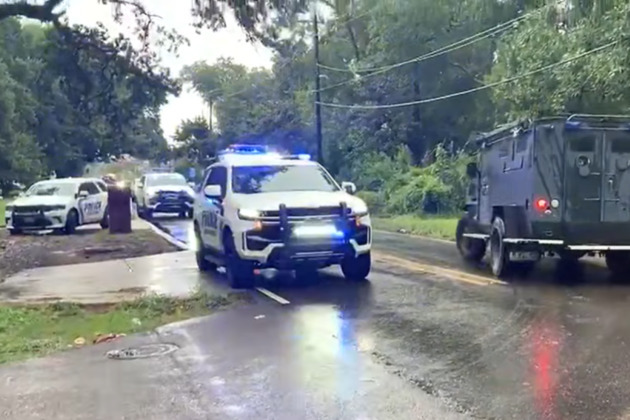 Deputy U.S. Marshal fatally shot while serving arrest warrant in Louisiana, suspect in custody