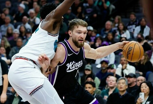 Kings end skid, knock off short-handed Grizzlies