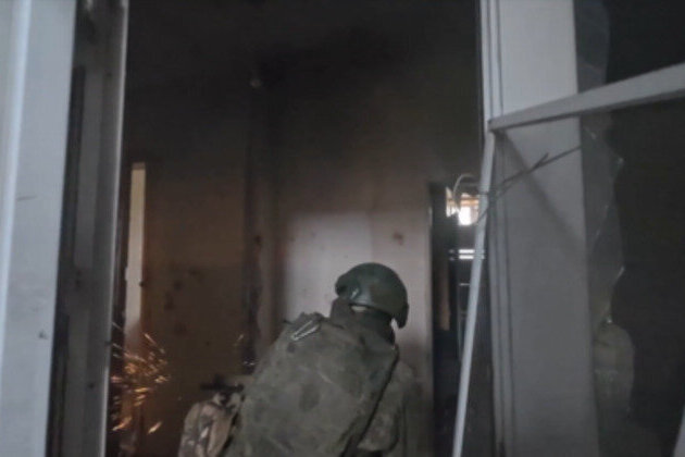 WATCH Russian troops clear key frontline city