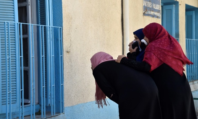 Old foe, cholera, returns to haunt Algeria Old foe, cholera, returns to haunt Algeria