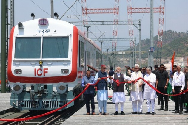 Long-awaited Chenab rail bridge connects Kashmir with rest of Bharat