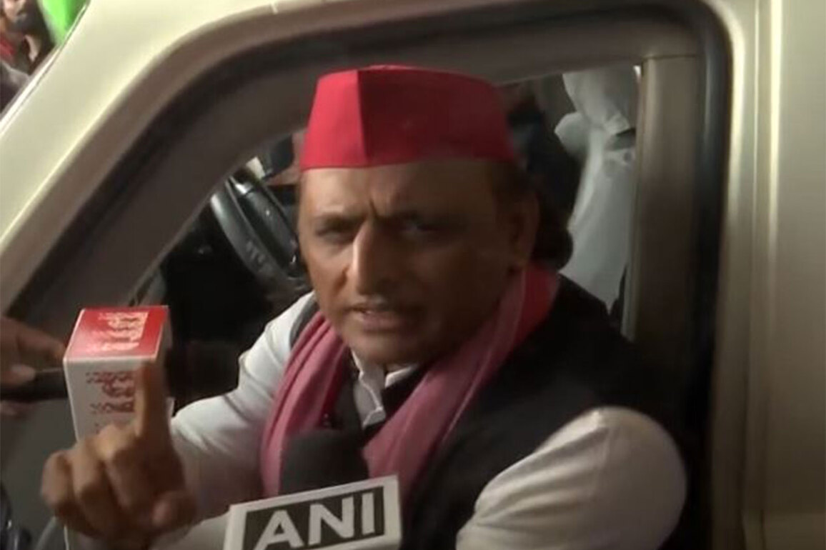 "Tejashwi will win Bihar polls and form government": Akhilesh Yadav backs RJD leader