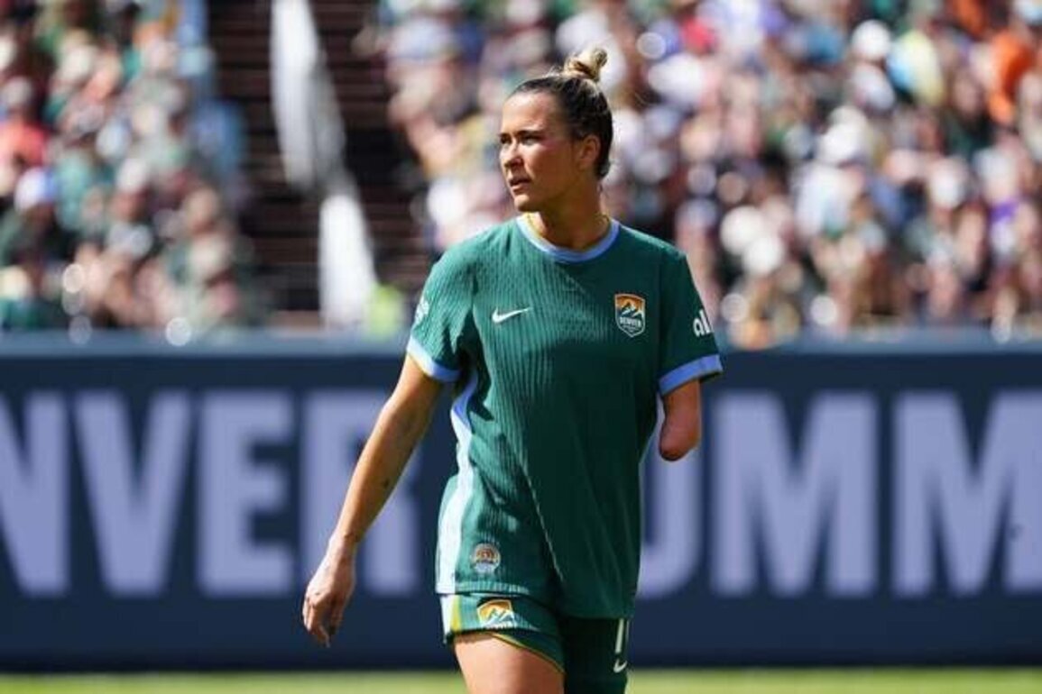NWSL roundup: Denver Summit held to goalless draw with Spirit in front of record crowd
