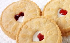 OTPP sells Burton's Biscuits to Ferrero