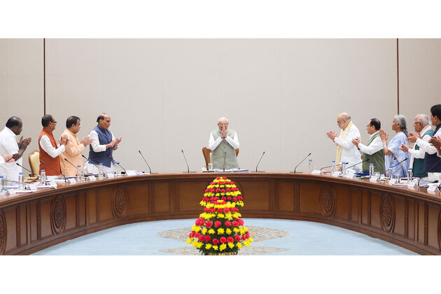 Union Cabinet passes resolution lauding PM Modi for becoming the longest-serving elected PM