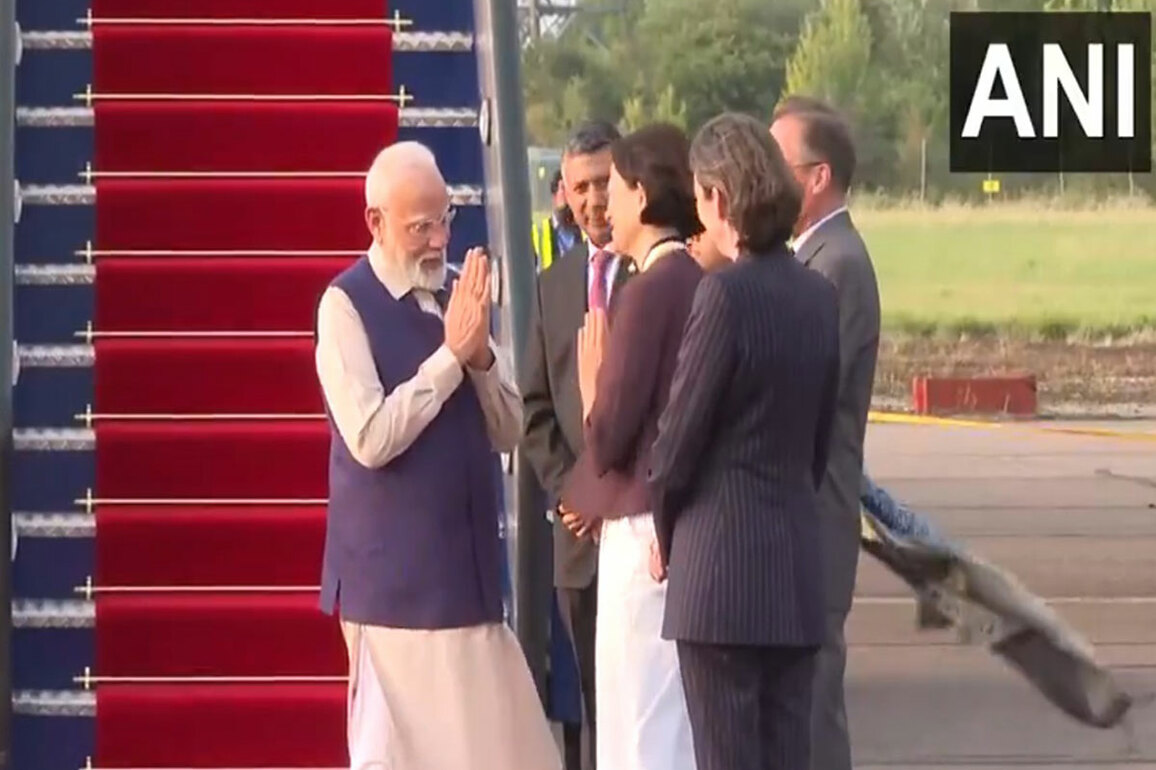 PM Modi arrives in UK; visit to bolster economic, tech, defence ties