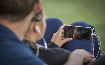YouTube introduces load delays to combat ad blockers - Vimarsana News
