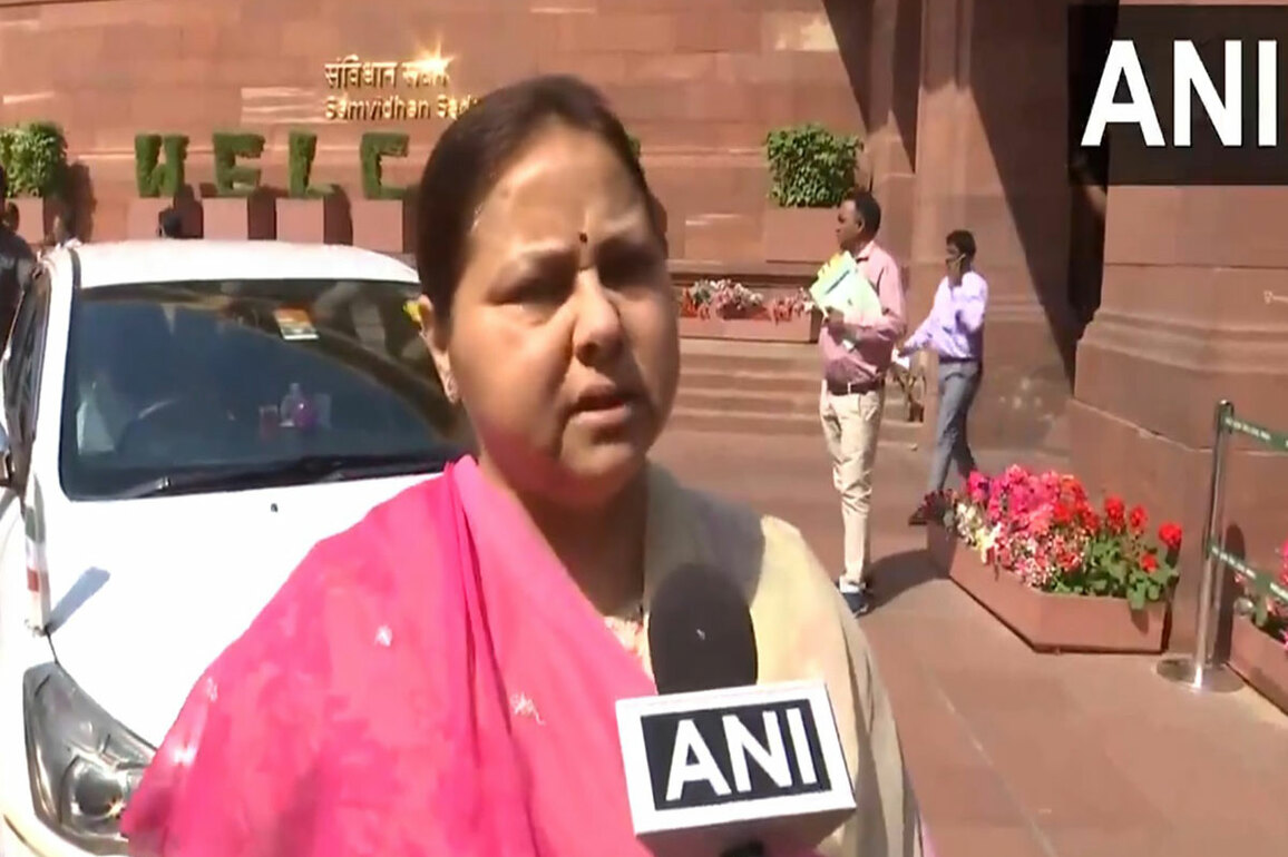 "Didn't look physically and mentally fit": Misa Bharti attacks Nitish Kumar for "talking" during national anthem