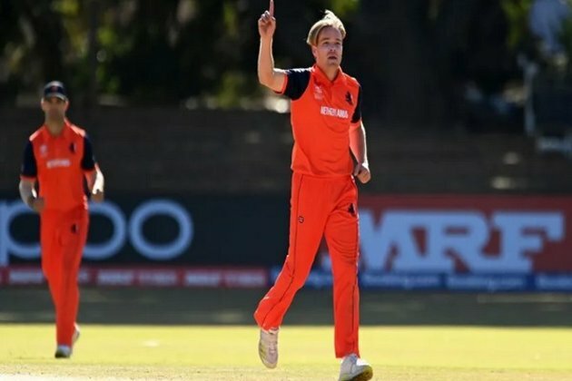 Bas de Leede does family proud with all-round performance to seal World Cup spot for Netherlands