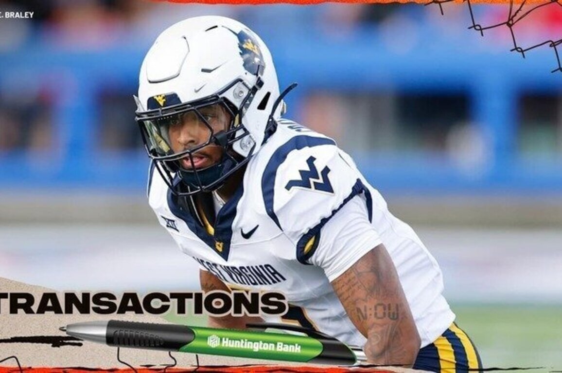 Browns sign CB Michael Coats