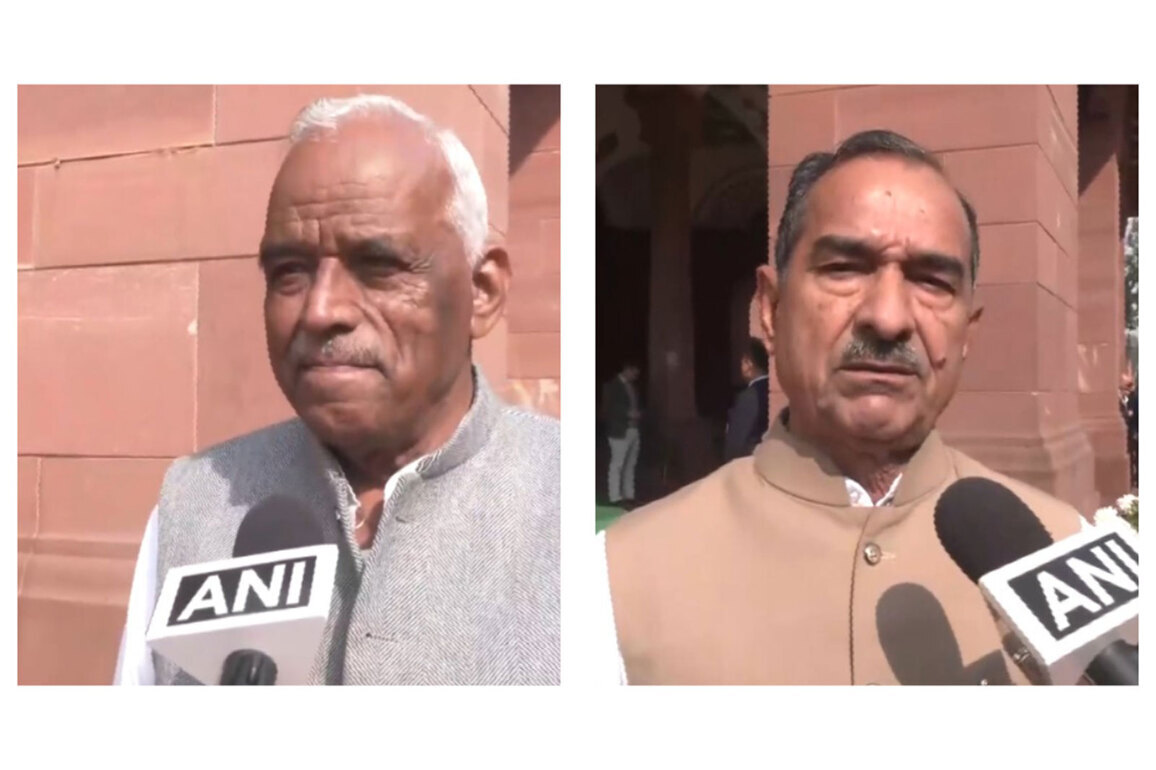 "Nothing more humiliating": CPM MP on giving Bharat Ratna to Veer Savarkar; BJP says "opposing it because of not reading history"