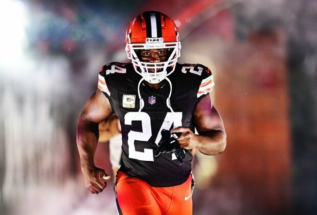 Browns place RB Nick Chubb (broken foot) on IR