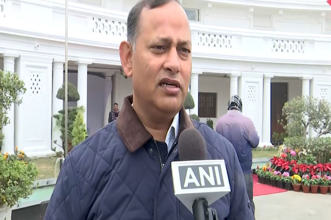 "They ruined Delhi in 11 years:" Delhi Minister Ravinder Indraj Singh slams AAP over pollution protest