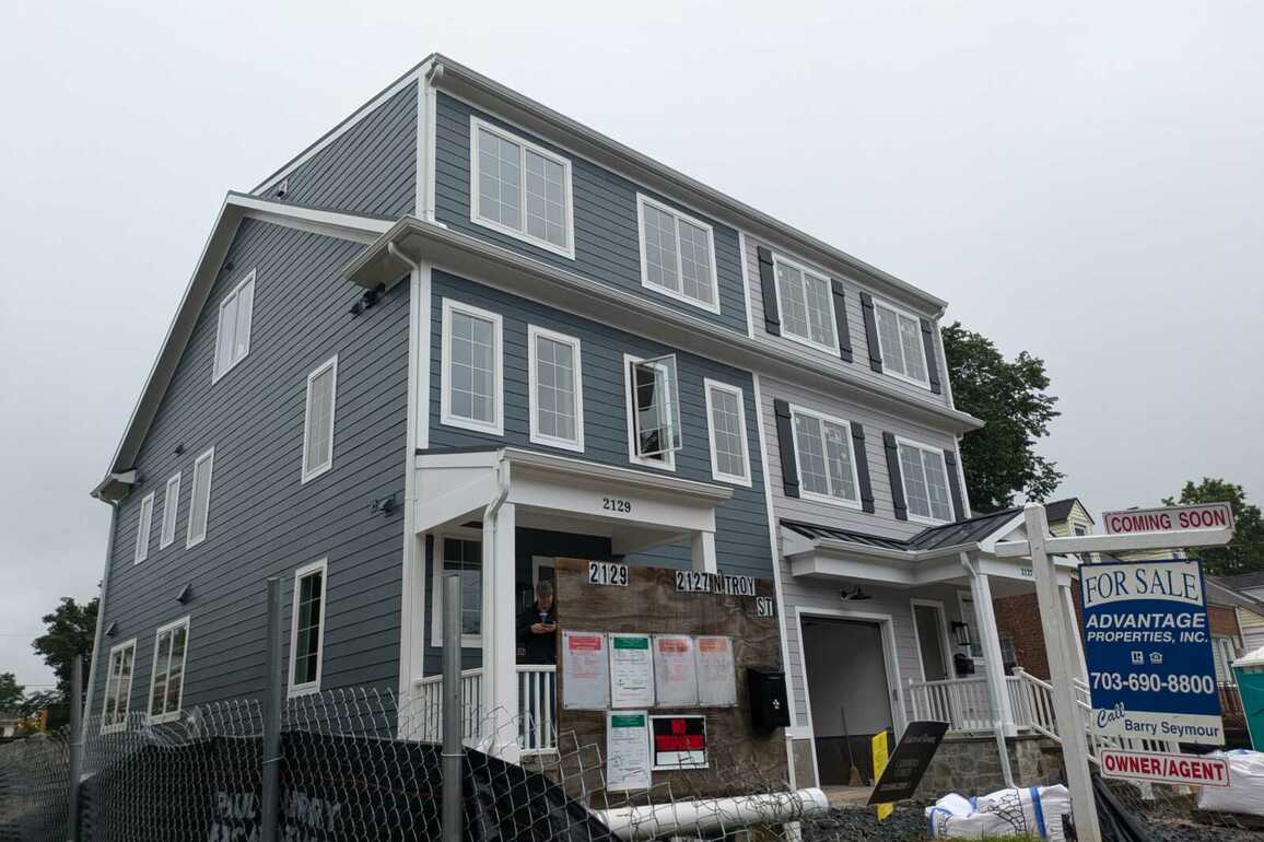 Rare Missing Middle duplex listed for $1.8M in North Highlands