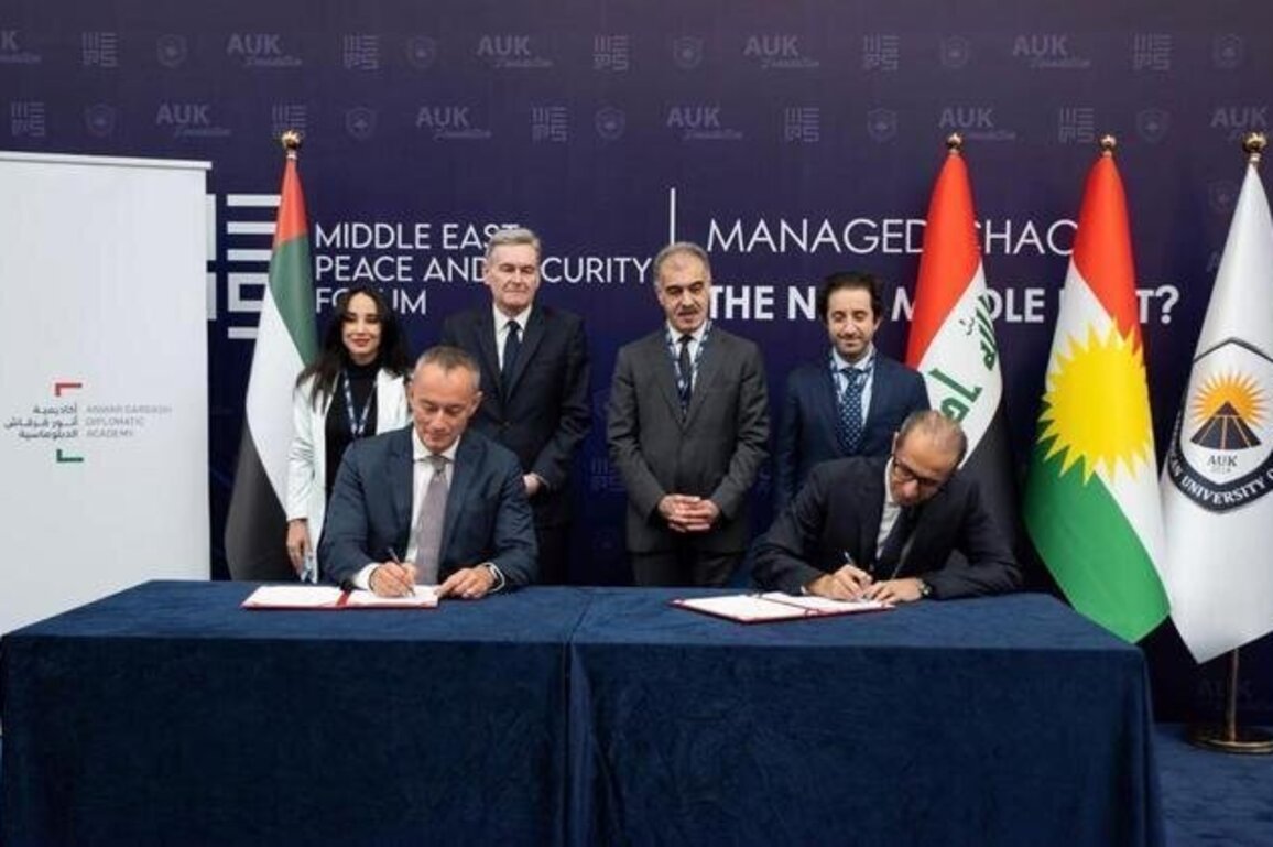 Anwar Gargash Diplomatic Academy, Middle East Peace and Security Forum sign MoU