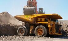 A DT Hiload Hercules truck body being loaded.