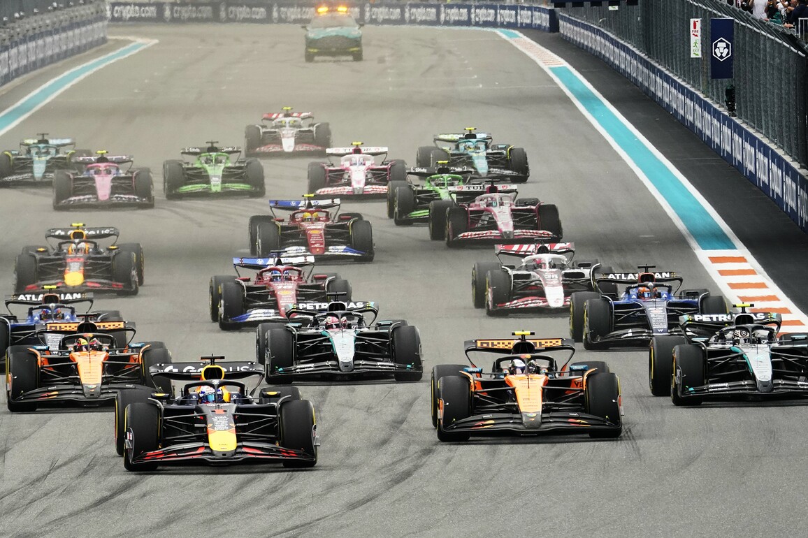 (SP)U.S.-MIAMI-FORMULA 1