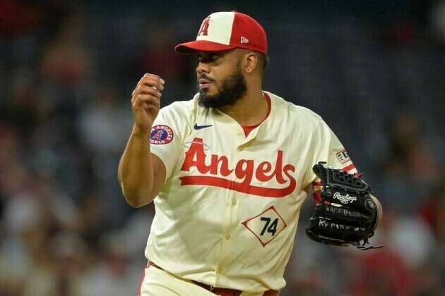 Tigers sign closer Kenley Jansen to one-year, $11M deal