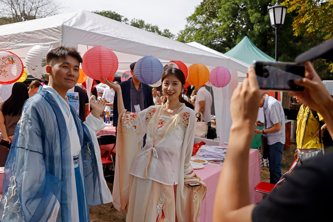 ROMANIA-BUCHAREST-ASIAN CULTURAL FESTIVAL
