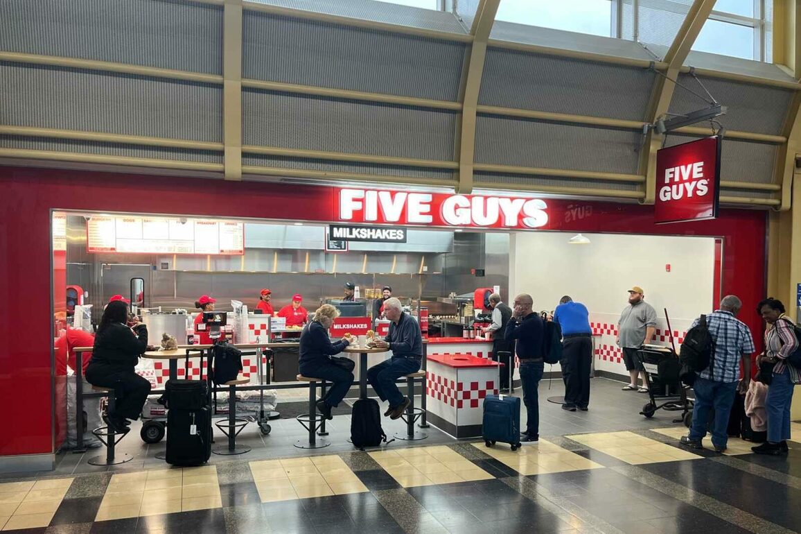Five Guys opens at Reagan National, two other restaurants coming soon
