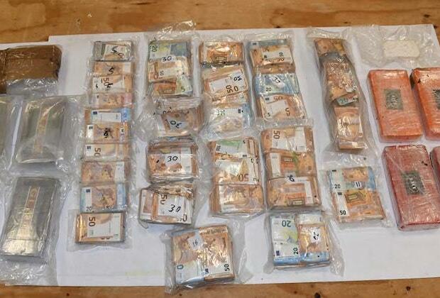 1 million euro in drugs, cash found in Thurles, Co Tipperary search