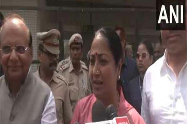 "Delhi govt is committed to working for people," says CM Rekha Gupta after inspecting supplementary drains