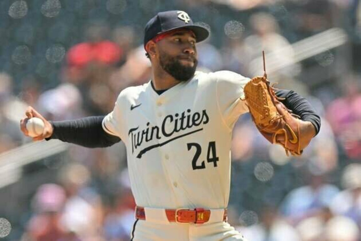 Twins RHP Simeon Woods Richardson to return vs. Blue Jays