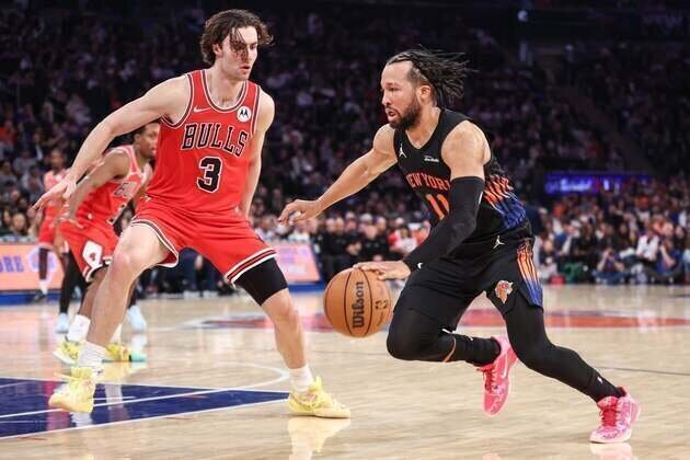 Knicks, Hawks meet in potential playoff preview