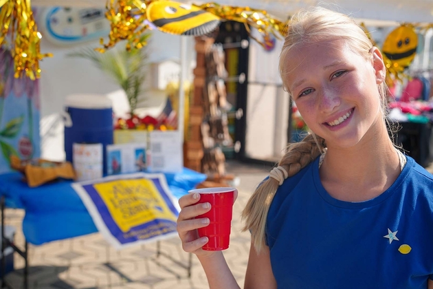 Teen cancer survivor gives back with lemonade stand in Brigantine - 6abc Philadelphia