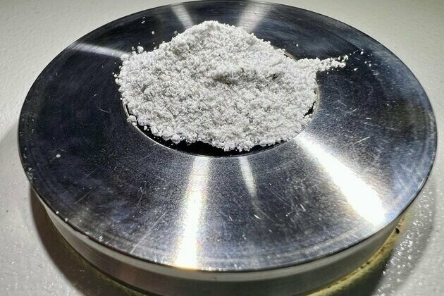 NYU Abu Dhabi researchers develop new simulated moon dust for lunar exploration