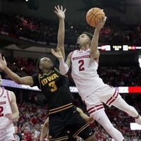 Wisconsin works toward Big Ten triple bye at Oregon