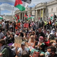 94% of UK parliamentarians move to ban Palestine support group