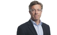 King & Spalding hires Sims to strengthen funds offering