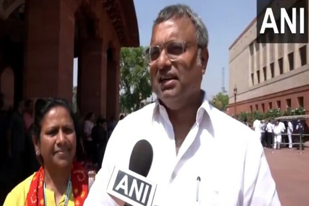 Karti Chidambaram questions government's intention on Waqf, admits need for reforms