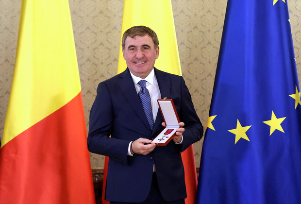 (SP)ROMANIA-BUCHAREST-FOOTBALL-HAGI-AWARD