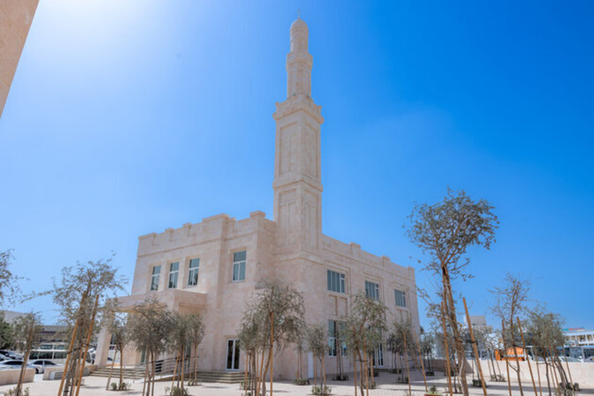 IACAD inaugurates Al Walidayn Mosque to promote giving, community values