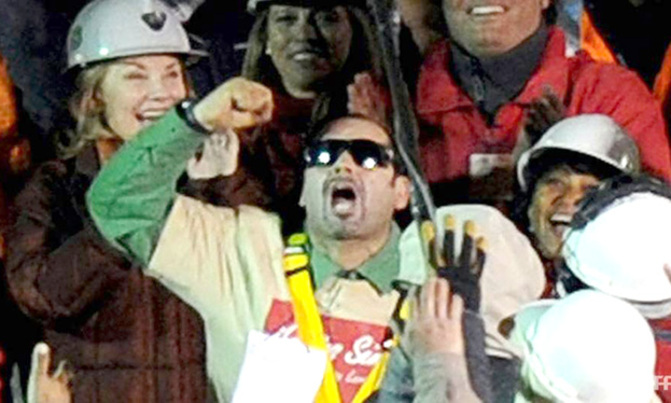 'Hang in there!' Chilean miner tells trapped Thai boys 'Hang in there!' Chilean miner tells trapped Thai boys