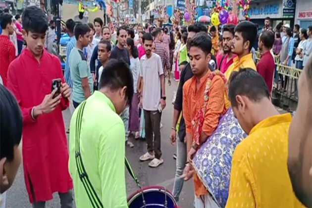 Assam: Thousands of people fill streets of Jorhat to celebrate Mahalaya, marking beginning of Durga Puja