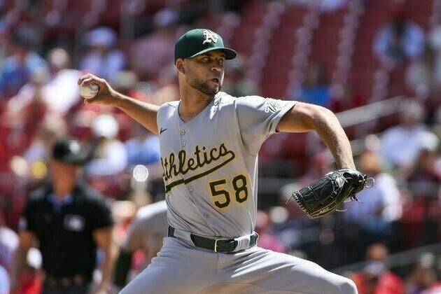 Luis Morales, Athletics chase series victory vs. Pirates