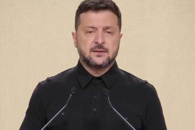 Zelenskyy announces strikes on Russian infrastructure; holds high-level talks with allies on air defence