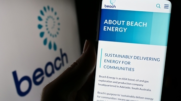 Beach backs WA gas swaps, trims dividend to fuel growth 